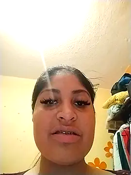 Snapshot of ConyPeralta chatting on February 3, 2025, 7:29 am ConyPeralta online show from February 3, 2025, 7:29 am