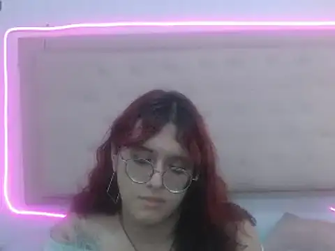 kathepickmanx online show from February 26, 2025, 6:47 am