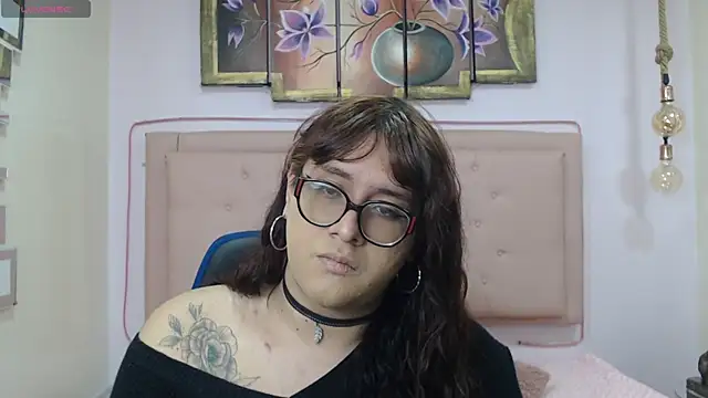 kathepickmanx online show from April 19, 2026, 3:28 am