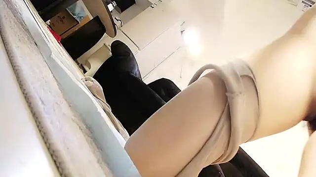 Hey-Cute online show from February 7, 2025, 6:02 pm