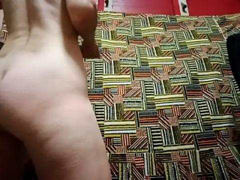 Zuzell Sweet online show from October 28, 2025, 2:15 am