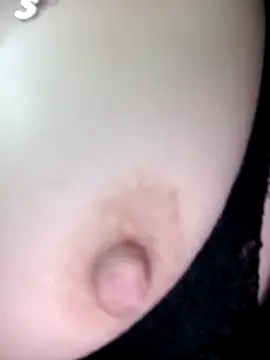 CHARLOTTE 1711 online show from March 11, 2025, 2:43 am