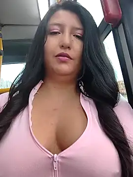 Melyy Edii online show from April 21, 2026, 10:45 pm