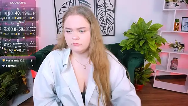 Erica  Alta online show from March 16, 2025, 12:55 pm