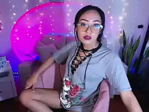 victoria ricci a online show from March 20, 2025, 1:02 am