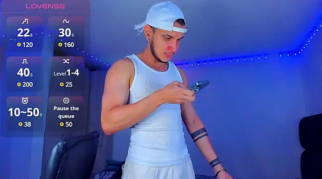 austinoficial online show from February 28, 2025, 4:54 am