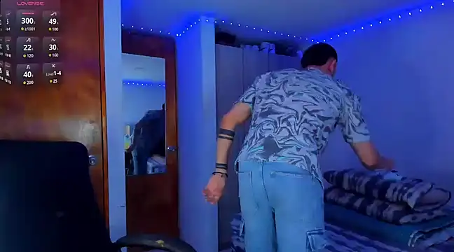 austinoficial online show from March 17, 2025, 1:14 am