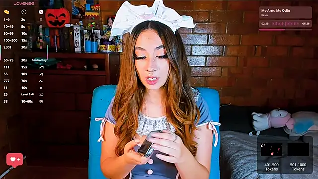 Annycolin  online show from November 6, 2025, 4:46 am