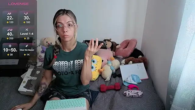 Princezzlove3 online show from February 13, 2026, 12:56 pm