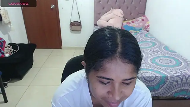 july-feria online show from February 28, 2025, 10:50 pm