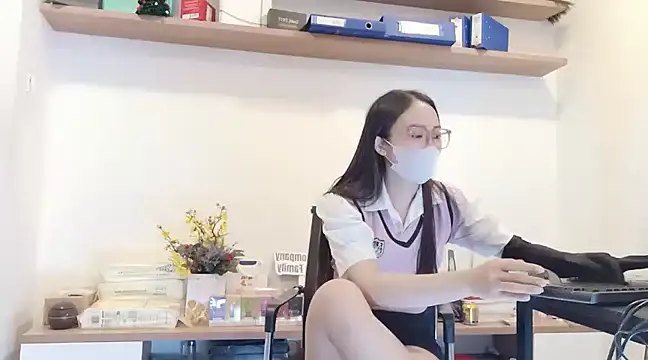 Lush-Office online show from February 15, 2025, 3:20 am