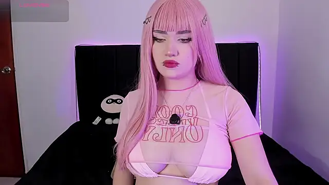 raven  white1 online show from March 11, 2025, 11:04 pm