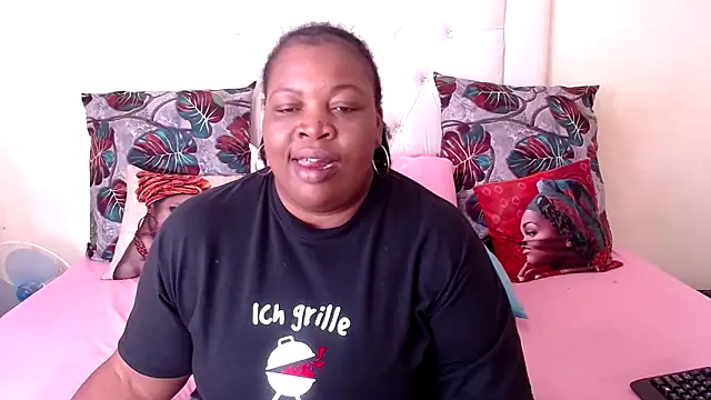 omalicha98 online show from February 21, 2025, 6:51 am