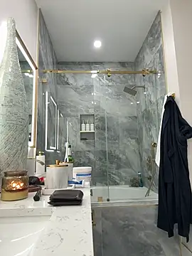 carlospingalinda online show from March 11, 2025, 10:20 pm