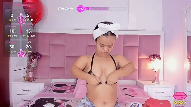 AnieRey online show from February 11, 2025, 1:09 pm