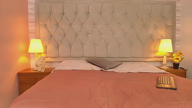 victoriapalmerfg online show from February 13, 2025, 7:42 pm