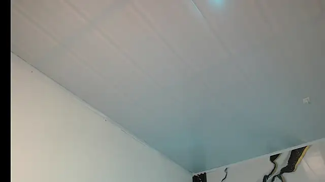 esmeralda-bk online show from December 15, 2025, 9:19 pm