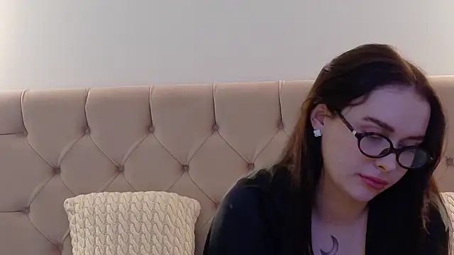 Lilliana Moon online show from January 21, 2025, 8:11 pm