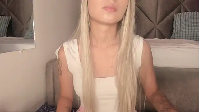 SabrinaSpell  online show from October 1, 2025, 11:49 am