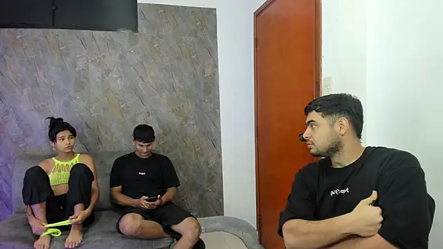 blueroom party online show from March 8, 2025, 12:41 pm