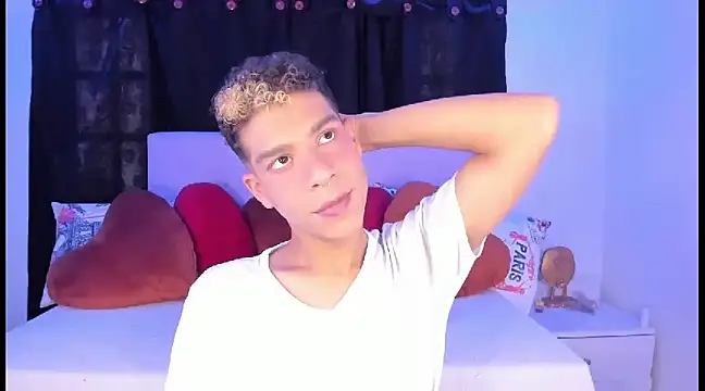 Ethan Boyy online show from February 25, 2025, 8:19 pm