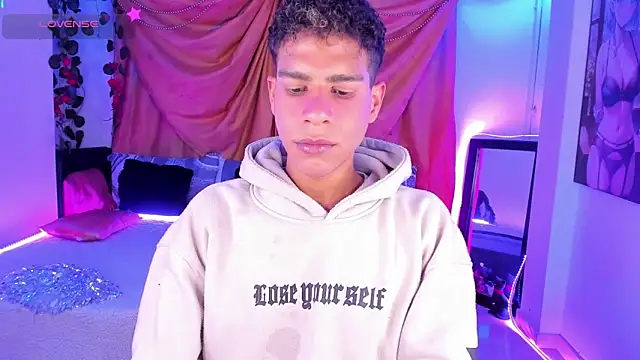 Ethan Boyy online show from October 29, 2025, 11:17 pm