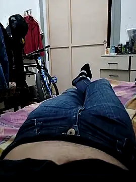 alejo5288 online show from October 24, 2025, 2:41 am