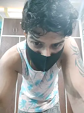 Snapshot of NikaYeptho chatting on October 23, 2025, 6:17 pm NikaYeptho online show from October 23, 2025, 6:17 pm