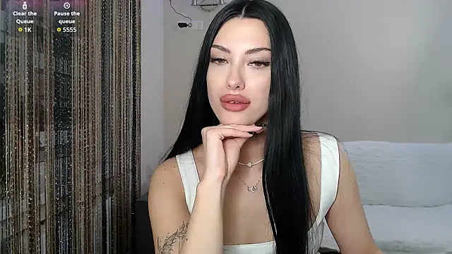 Snapshot of Lola_fox282 chatting on May 4, 2026, 6:26 pm Lola fox282 online show from May 4, 2026, 6:26 pm