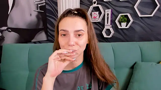 annabishop online show from February 13, 2025, 6:09 am