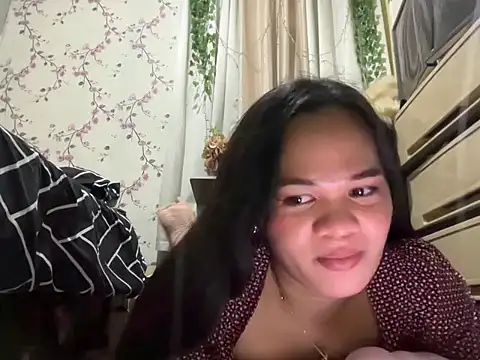 SophiaCourthaway online show from October 9, 2025, 10:52 pm