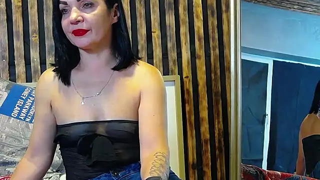 Tory Lovi online show from March 9, 2025, 6:43 pm