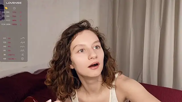 Leya Curly online show from February 13, 2025, 1:26 pm