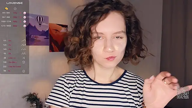 Leya Curly online show from March 14, 2025, 11:23 am