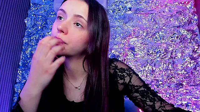 Sahara Shields online show from January 21, 2025, 5:27 am