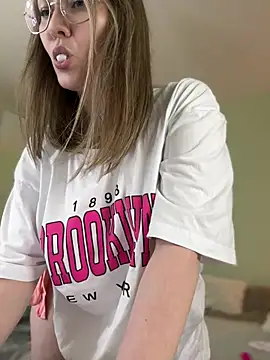 Kiss My Body online show from January 27, 2025, 7:13 pm