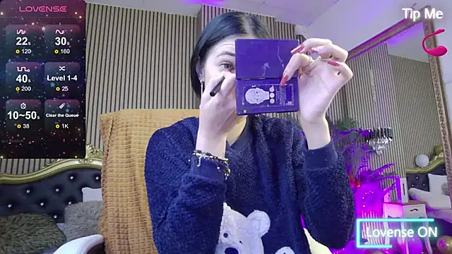 KeylaBlair online show from February 12, 2025, 4:33 pm