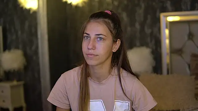 KeylaBlair online show from September 21, 2025, 7:04 pm