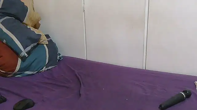 BigBootyStudent online show from September 22, 2025, 6:26 am