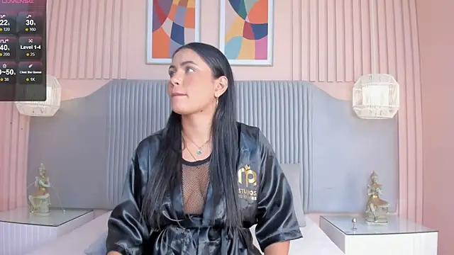 janna lopez  online show from March 7, 2025, 1:29 pm