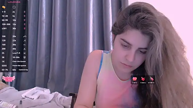 Snapshot of _Roselina_ chatting on February 14, 2025, 10:59 am Roselina online show from February 14, 2025, 10:59 am