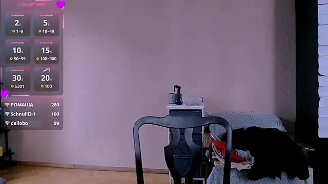 Snapshot of _Roselina_ chatting on November 2, 2025, 6:05 am Roselina online show from November 2, 2025, 6:05 am