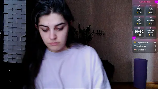 Snapshot of _Roselina_ chatting on January 9, 2026, 7:33 am Roselina online show from January 9, 2026, 7:33 am