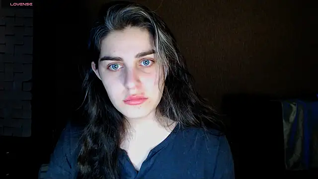 Snapshot of _Roselina_ chatting on February 21, 2026, 3:02 pm Roselina online show from February 21, 2026, 3:02 pm