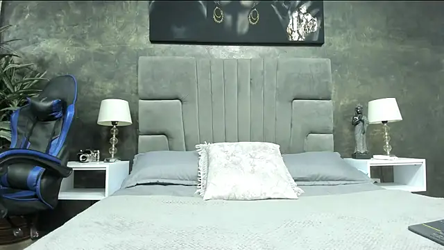 bruce hans online show from September 27, 2025, 11:48 am