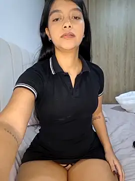 IslaBlaze online show from December 5, 2025, 1:14 am