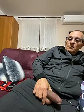 sempreilmio2 online show from November 30, 2025, 9:19 pm