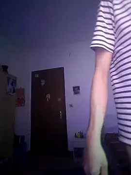 torakiki19 online show from April 18, 2026, 12:47 am