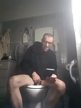 torakiki19 online show from April 18, 2026, 1:59 pm