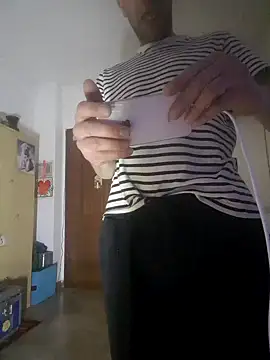 torakiki19 online show from April 18, 2026, 7:18 pm